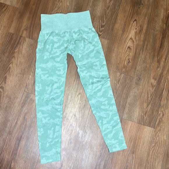 NVGTN sage camo legging - Picture 2 of 4